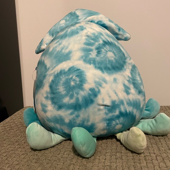 Landon Squishmallow - Picture 3 of 3